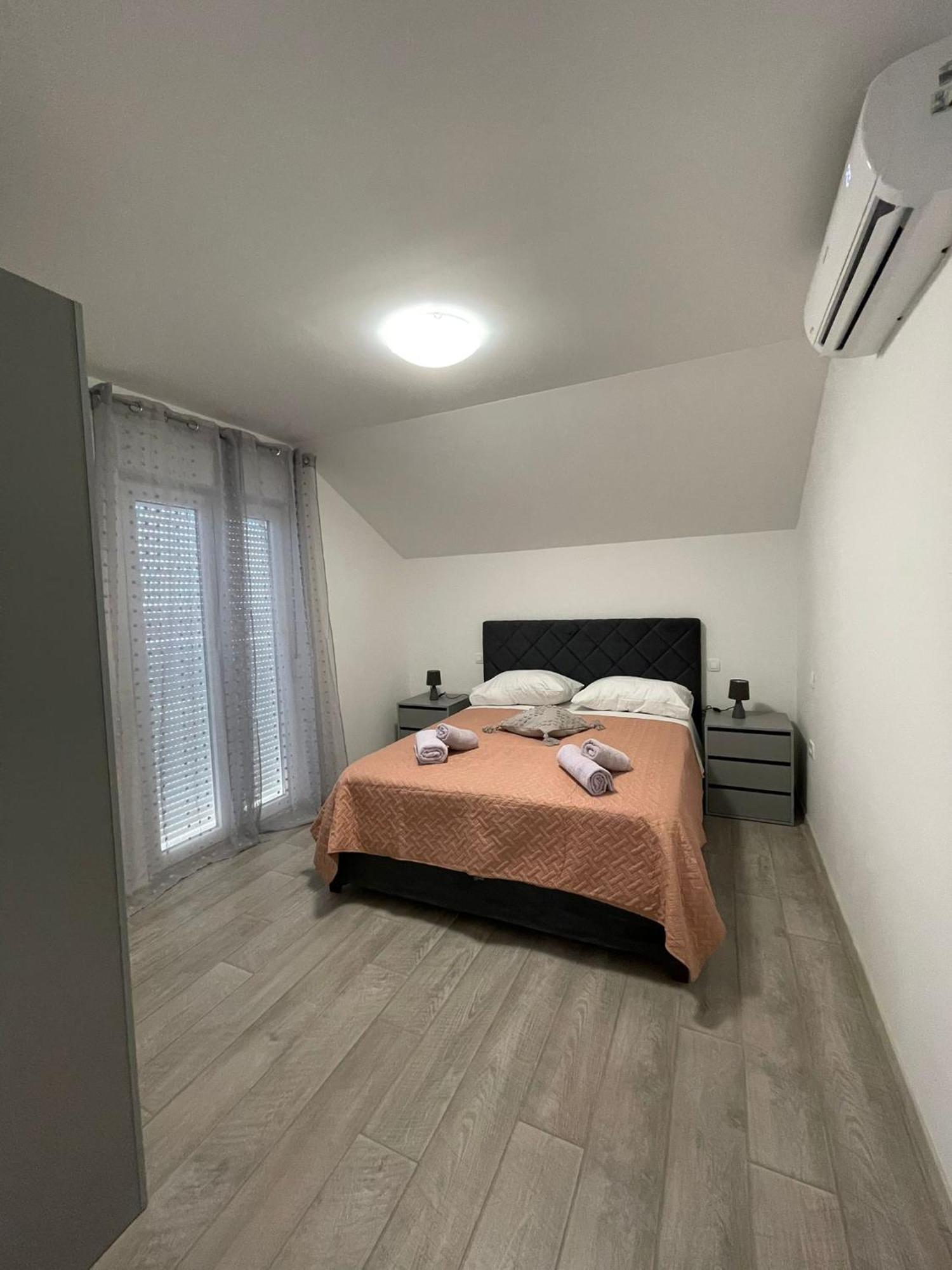 Seaview Apartments Roberta 자다르 외부 사진